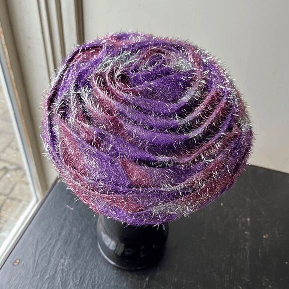 1940s-50s Vintage Purple & Silver Lamé Rose Pillbox Turban Hat | ILGWU Union Mad main image 9